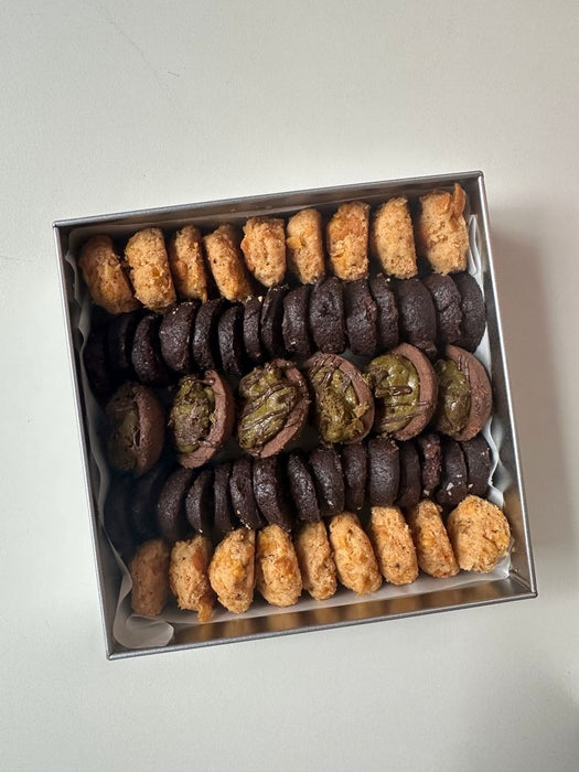 crunchies (in tin box)
